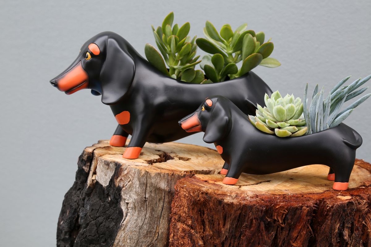 Allen Designs Planter - Black Dachshund